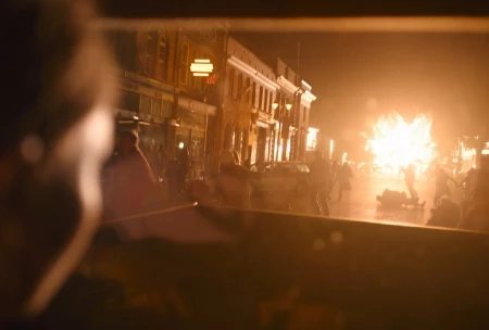 Кадр из сериала Одни из нас